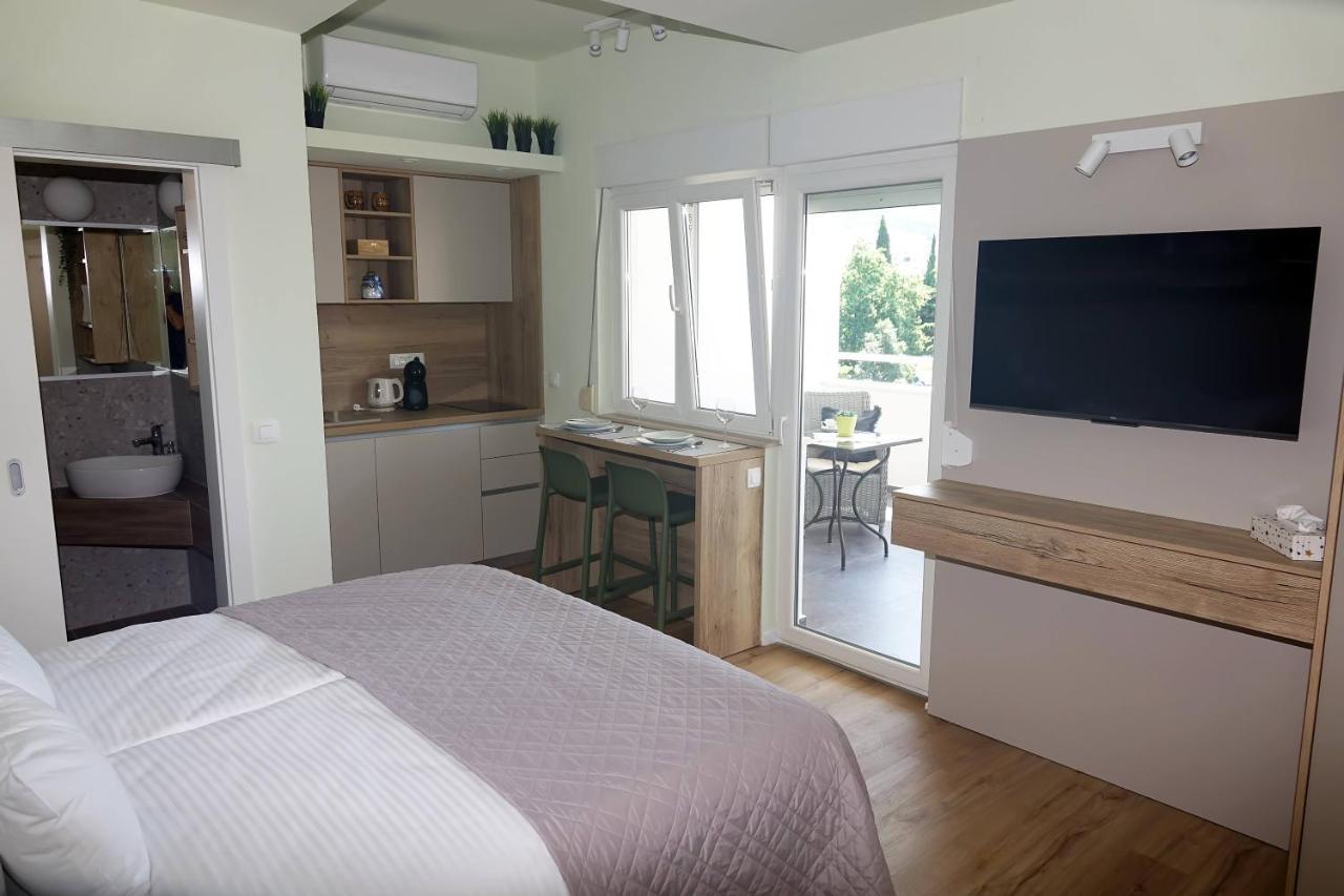Apartments Bombonin มาคาร์สกา ภายนอก รูปภาพ