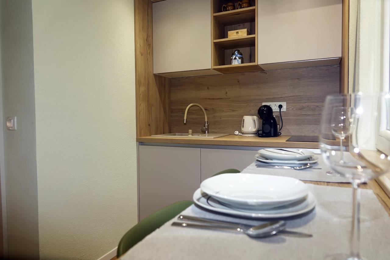 Apartments Bombonin มาคาร์สกา ภายนอก รูปภาพ